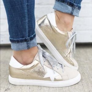 Nature Breeze Dale Gold Star Sneakers